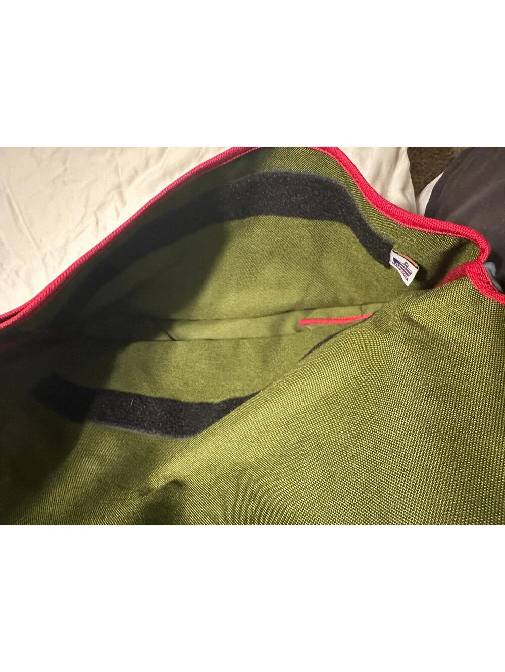 Custom Leopard Gecko Richshaw Bagworks messenger bag